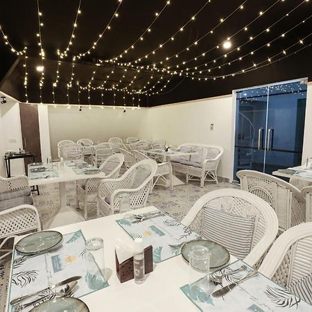 Hotel Le Castle Rudrapur Εξωτερικό φωτογραφία