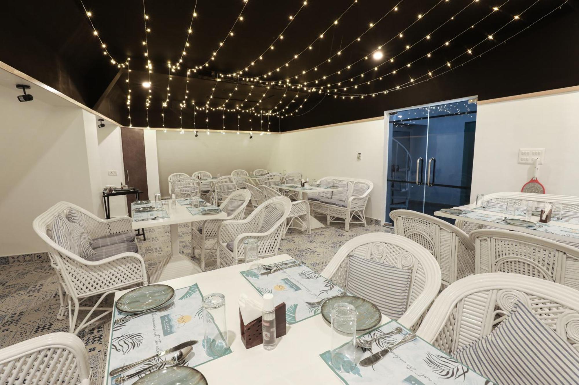 Hotel Le Castle Rudrapur Εξωτερικό φωτογραφία