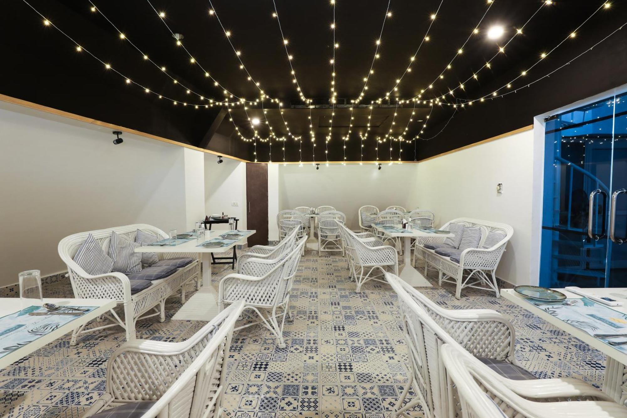 Hotel Le Castle Rudrapur Εξωτερικό φωτογραφία