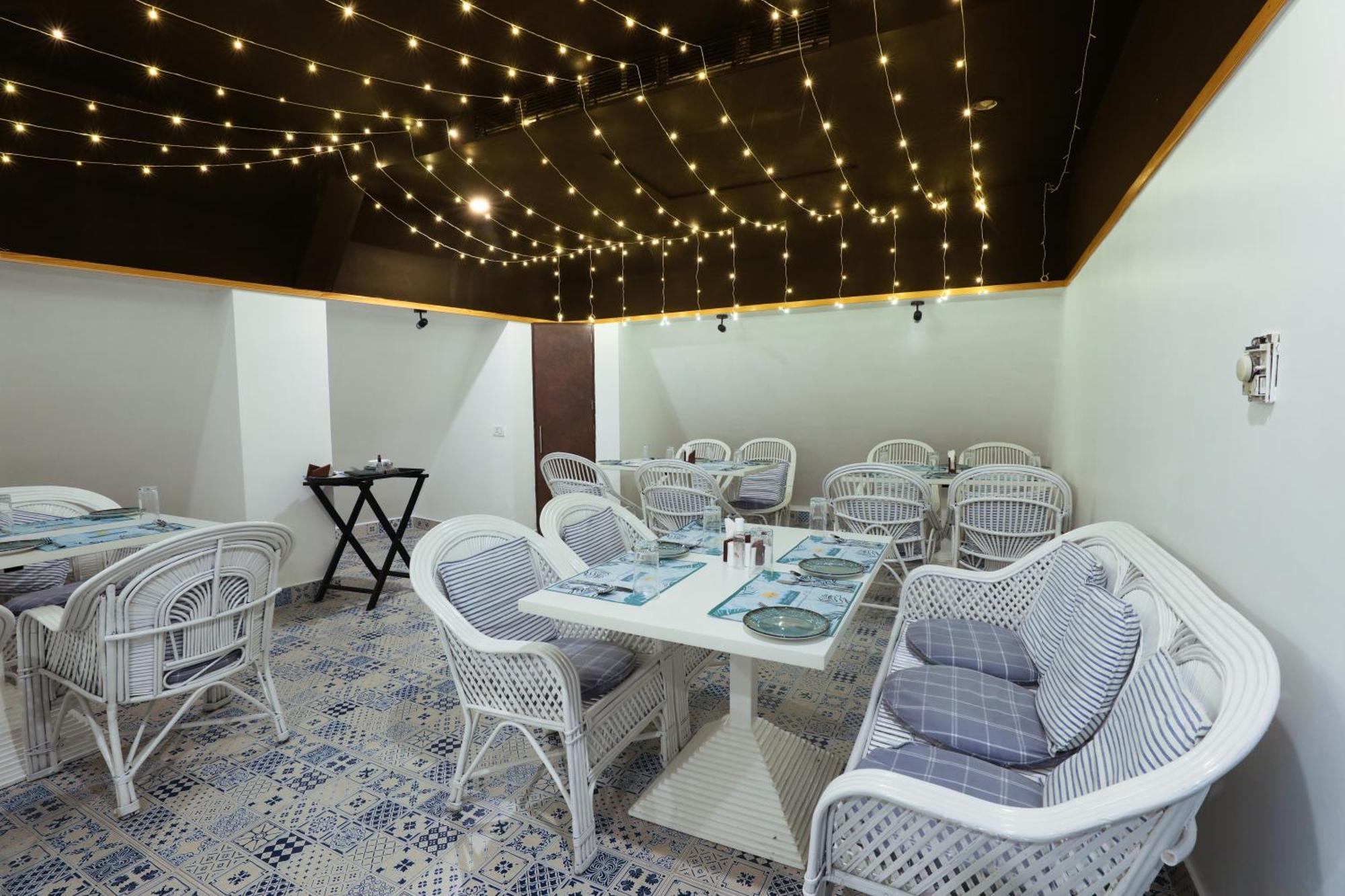 Hotel Le Castle Rudrapur Εξωτερικό φωτογραφία